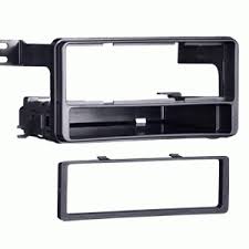 998228 | Toyota Hi Lux Single Din Kit